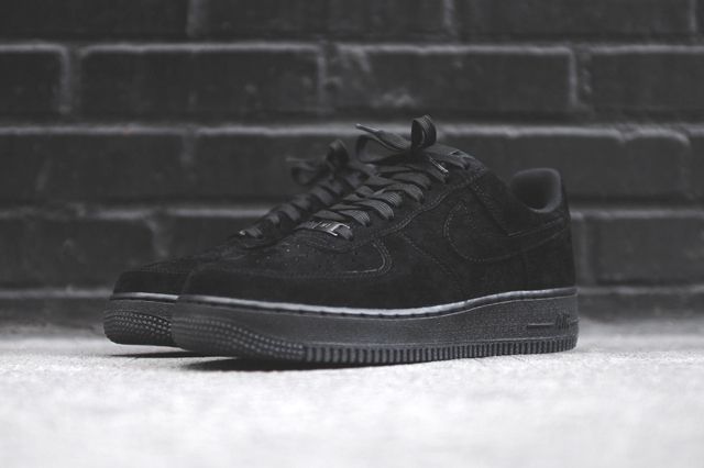 Nike Air Force 1 Low Triple Black — The Pop-Up📍