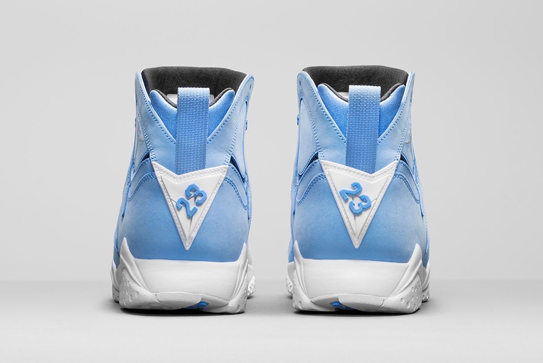 Air Jordan 7 University Blue5