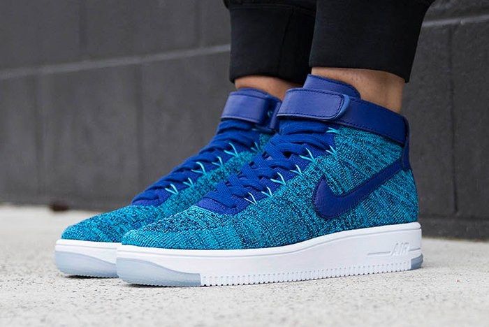 Nike Air Force 1 Flyknit 3