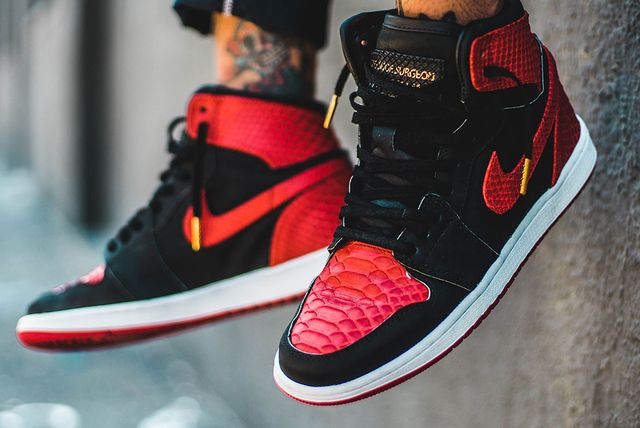 shoe surgeon jordan 1 glitter