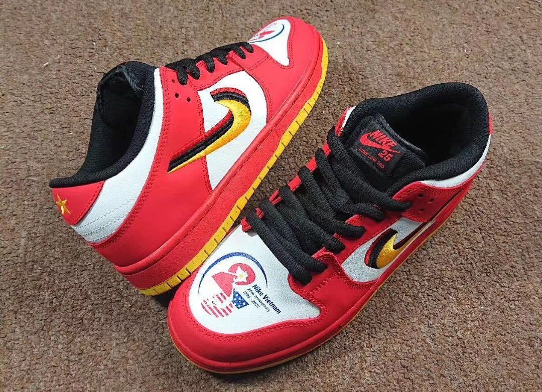 Nike SB Dunk 'Vietnam'