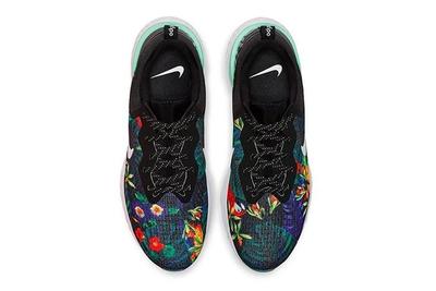 Nike Odyssey React Floral 4