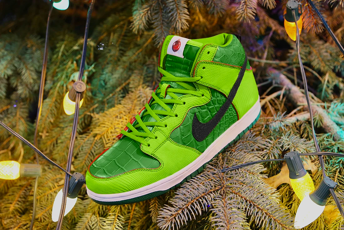 Ceeze x Nike SB Dunk High 'Grinch' Custom