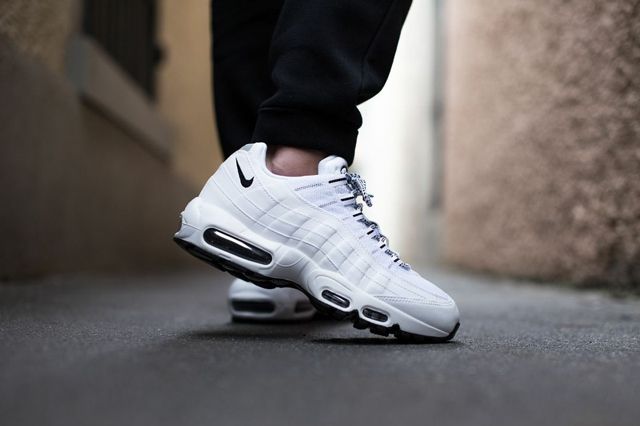 air max 95 triple white on feet