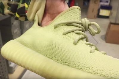 First Look Moss Yeezy Boost 350 V2S Valued At 17000 3