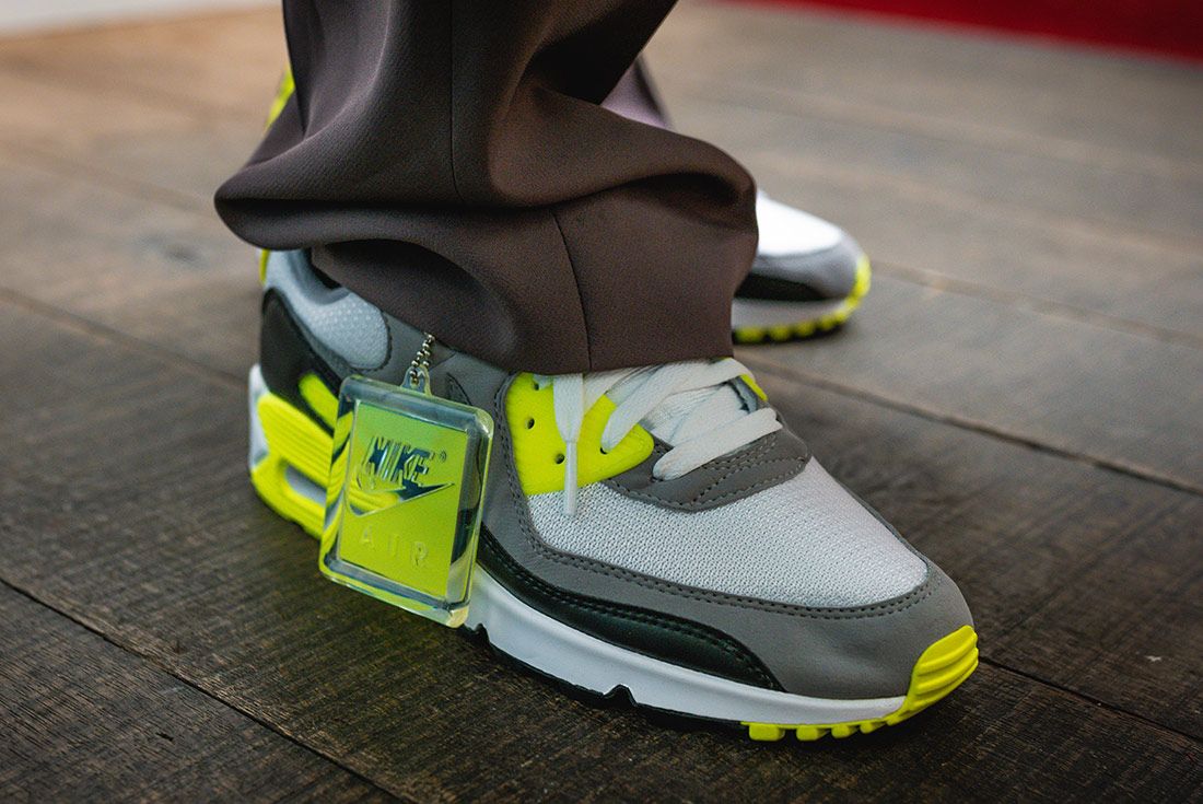 Nike Air Max 90 Volt Styling 5