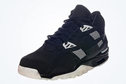 Another Nike Air Trainer Raiders Colorway 01 620X437 Thumb