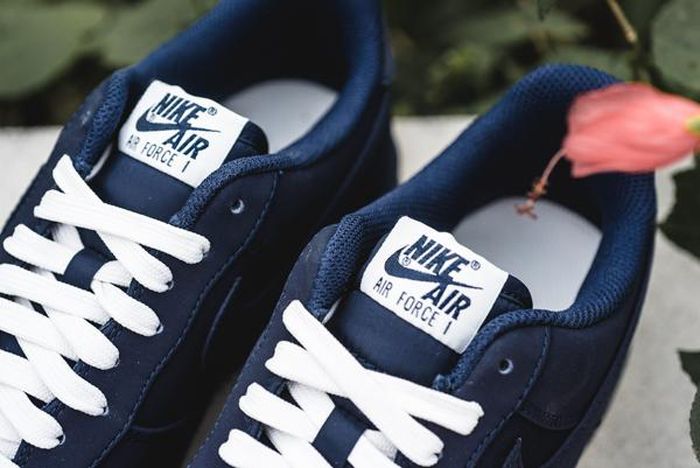 在庫文の必須!★AIR FORCE 1 LOW LEGEND OBSIDIAN BLUE Nike Air Force 1 Low (Obsidian/Blue Legend) - Releases