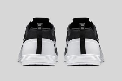Nike Metcon 1 Black White 3