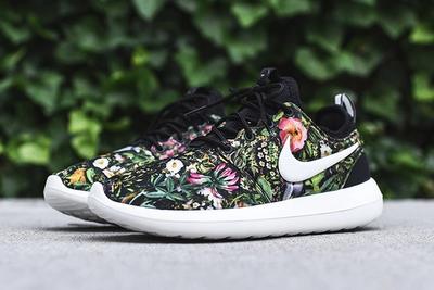 Nike Roshe Two Womens Floral 2