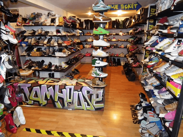 Stores You Must Visit to Score Vintage Sneakers - Sneaker Freaker