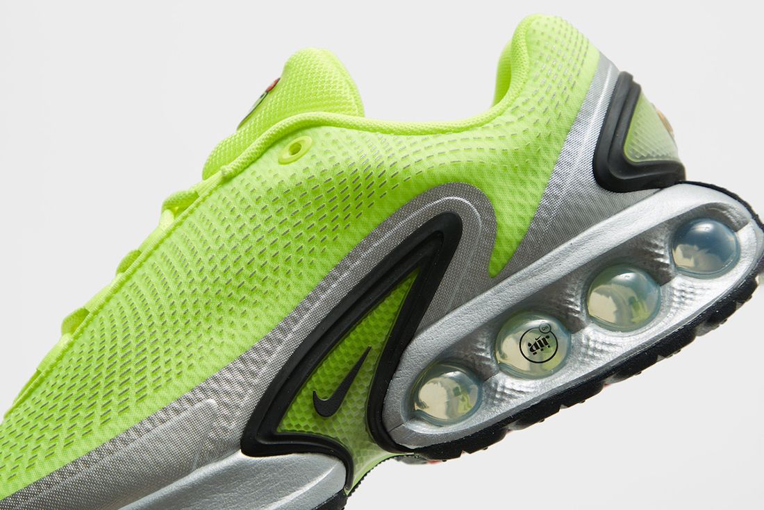 Nike shox clearance neon green