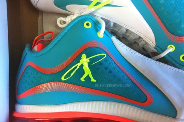 ken griffey jr shoes 2013