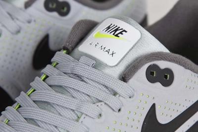Nike Am1 Ultra Moire Wolf Grey Volt 4