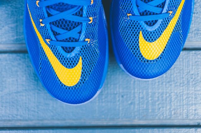 Nike Lebron 12 Low Photo Blue Uni Gold 1