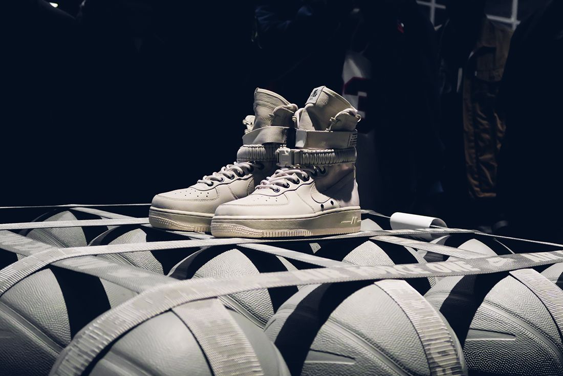 complex con air force 1