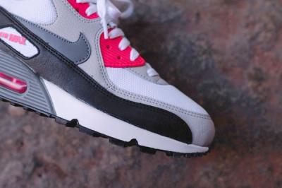 Nike Air Max 90 Essential Cl Grey Infrared 1