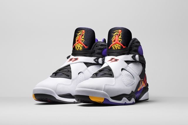 Jordan 8 Three Peat popular