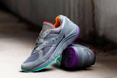 Raised By Wolves Saucony Aya Grey Stacked