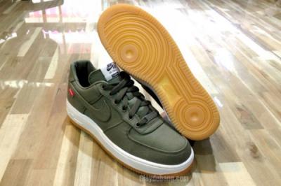Supreme X Nike Air Force 1 Low Olive Sole 1