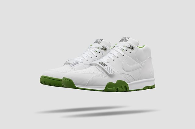 NIKE × FRAGMENT AIR TRAINER 1 See fragment's Nike Air Trainer 1 Collab On-feet