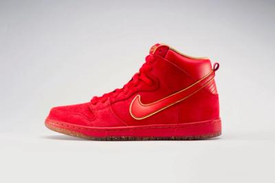 Nike Dunk High Premium Sb Red Side View