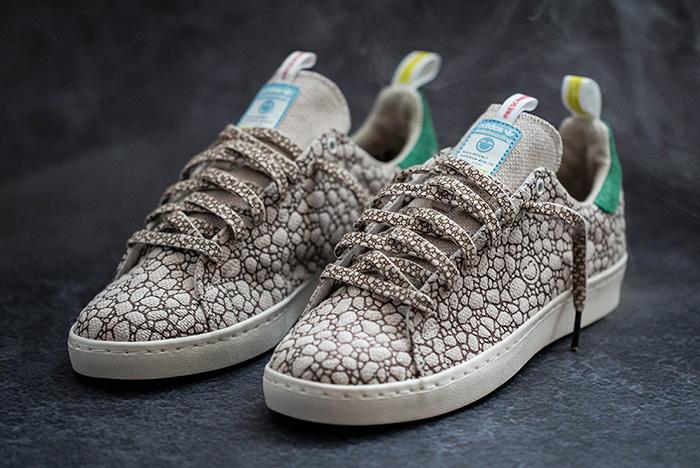 Adidas Stan Smith Vulc sneakers weed shoes on grey surface
