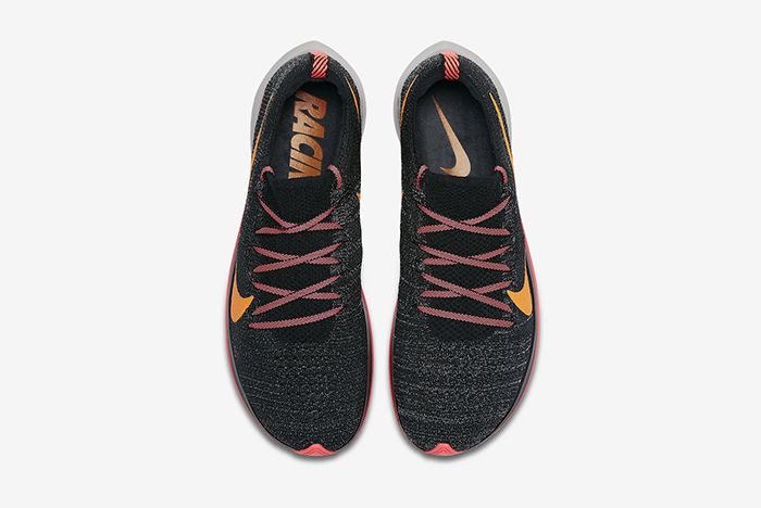 Nike Hit the Zoom Fly Flyknit With 