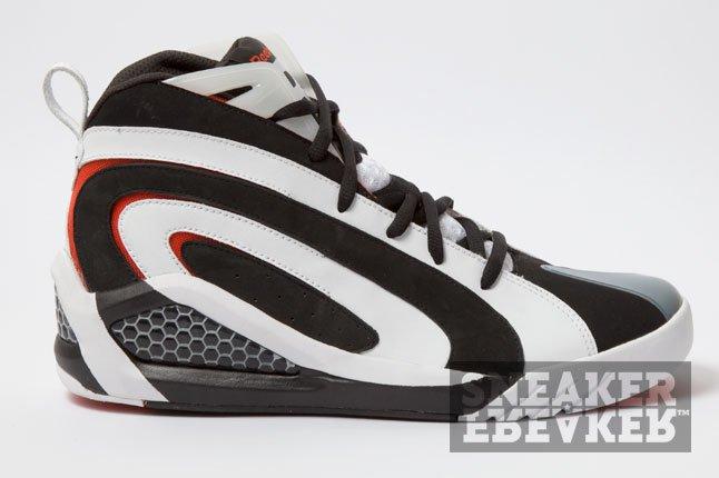 Reebok X Swizz Beatz Shaqnosis Sample 
