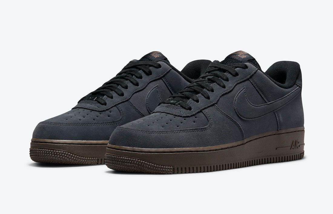 First Look: The Nike Air Force 1 'Off 