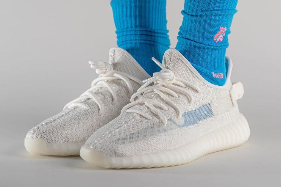 On-Foot Look At the adidas Yeezy BOOST 350 V2 'Pure Oat' - Sneaker Freaker