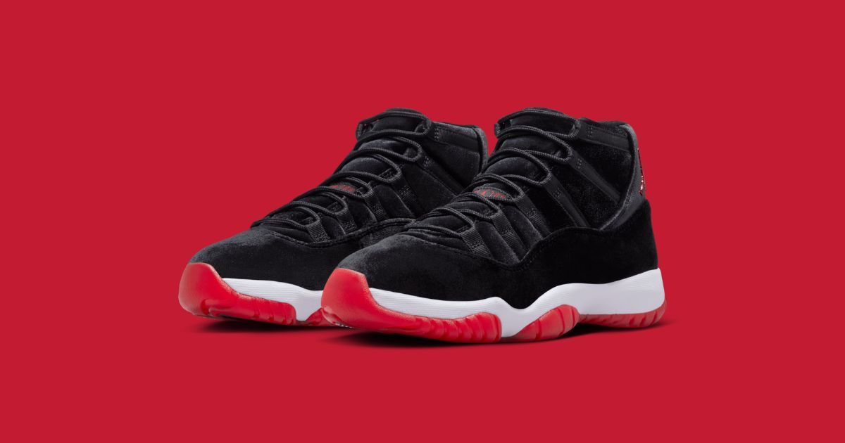 royal blue velvet jordan 11