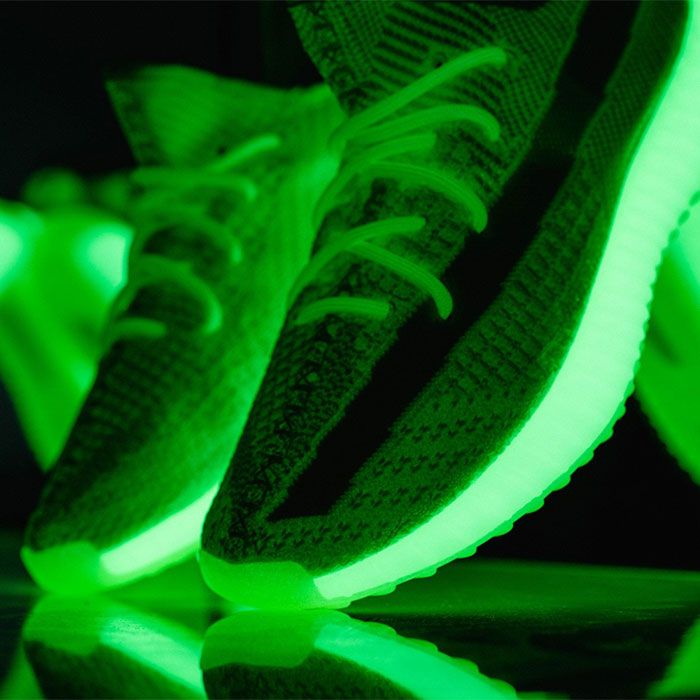 glow in dark yeezy shoes