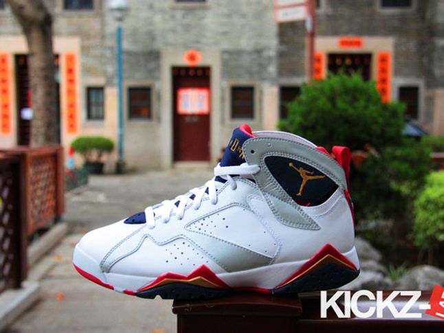 Air Jordan 7 Ken Griffey Jr. PE Photos & Info