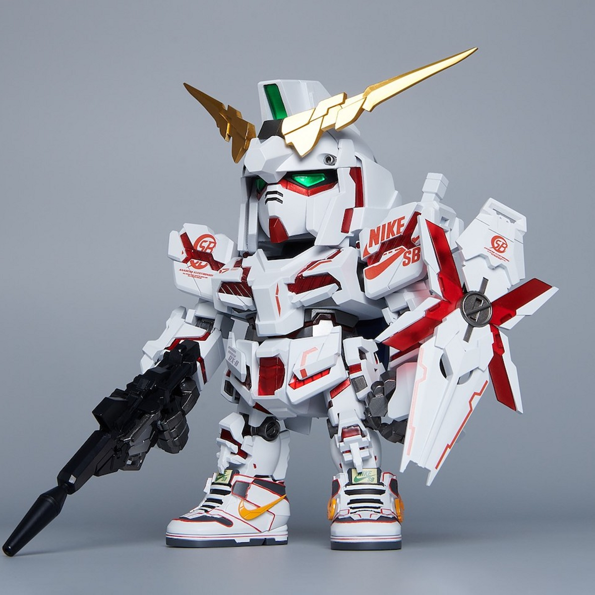 Limited Edition Bandai x Nike SB Dunk High 'Gundam' Figurines