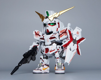 Bandai Nike SB Dunk Gundam Unicorn Figurine Touma