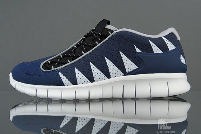sneaker quick strike