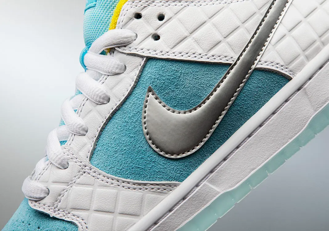 Nike-SB-Dunk-Low-FTC-Bathhouse-DH7687-400-Release-Date-1-1068x750.jpg?fm=webp