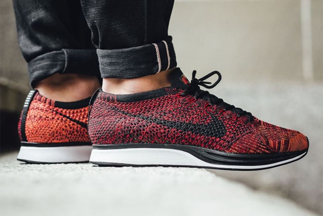 nike flyknit racer black red