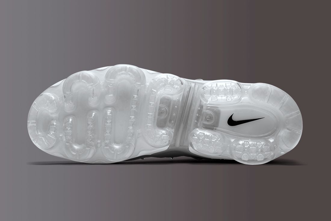 Nike Air Vapormax Plus 15