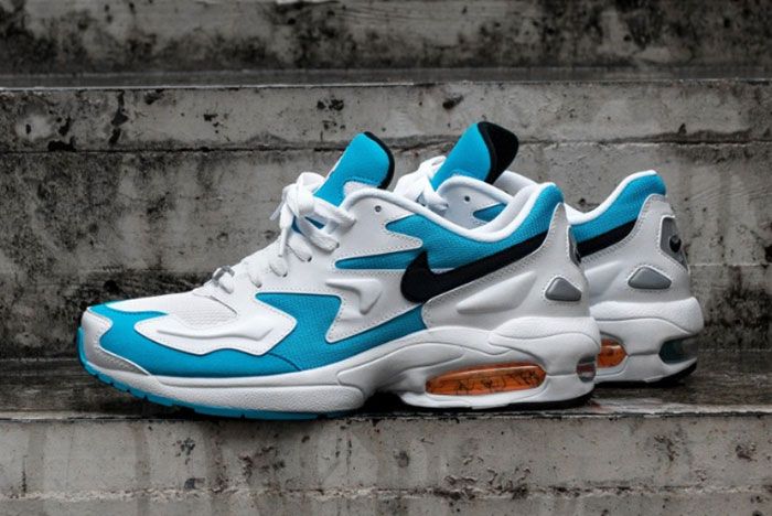 Nike Air Max2 Light Blue Left