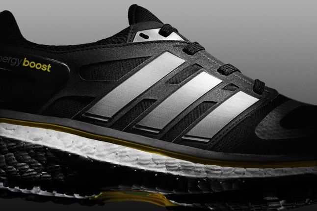 Adidas Boost Black Midfoot Detail 1
