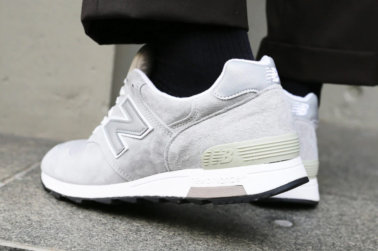 new balance arishi grey