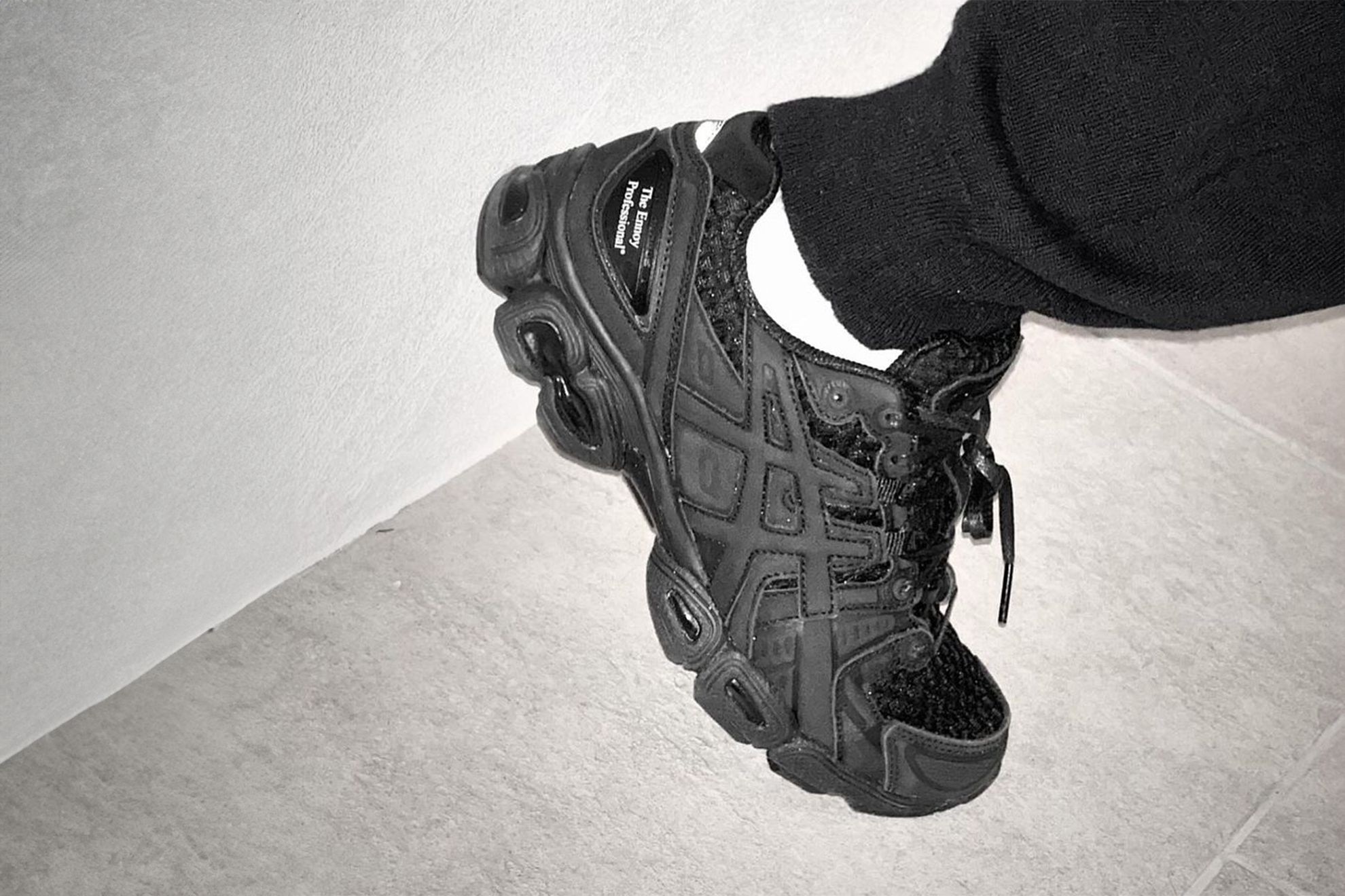 Wider Release! ENNOY x ASICS GEL-NIMBUS 9s - Releases