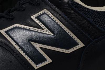 New Balance 576 Premium Leather Navy Logo Detail 1
