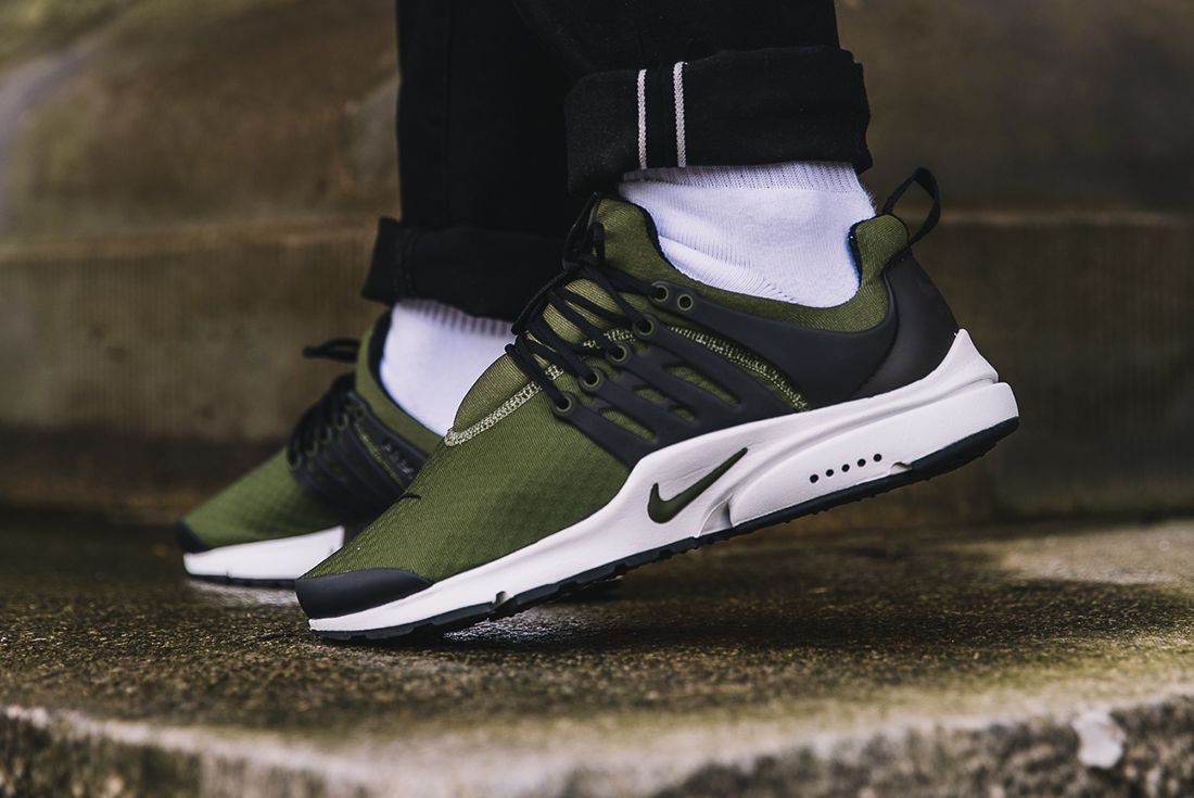 Nike Air Presto Essential Legion Green Sneaker Freaker