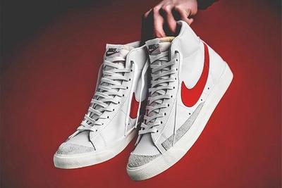 Nike Blazer Mid Vintage 77 Red White Font Shot 1