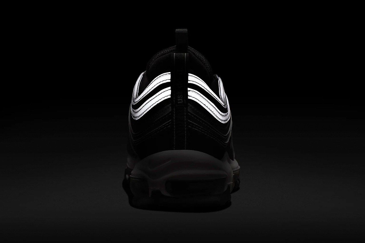 خولة الكريع This Nike Air Max 97 Shimmers with 3M Highlights - Sneaker Freaker خولة الكريع