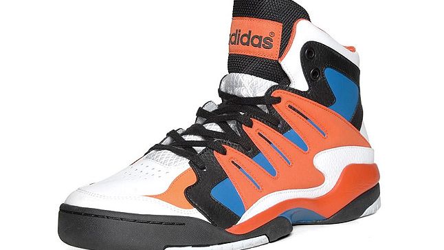 adidas Torsion (Knicks) - Sneaker Freaker