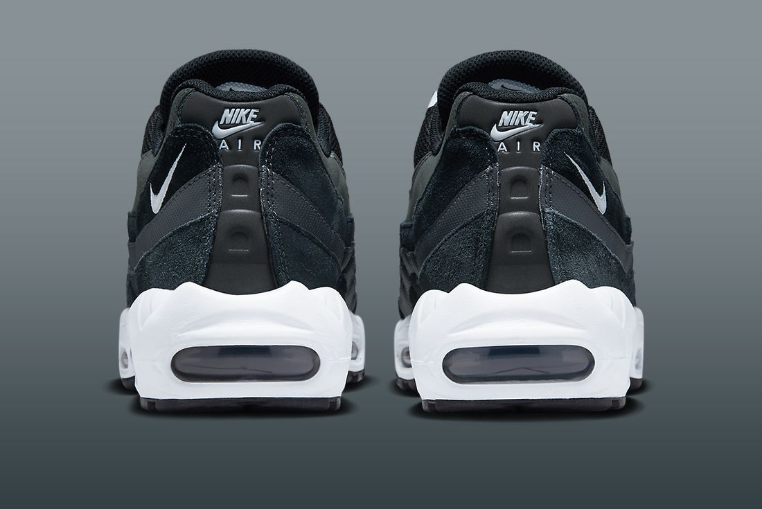 Nike Welcomes an Effortless ‘Black/Pure Platinum’ Air Max 95 - Sneaker ...